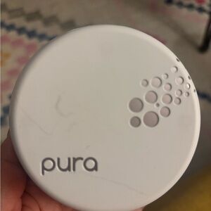 Used for 1 year Pura White Smart Home Fragrance Diffuser